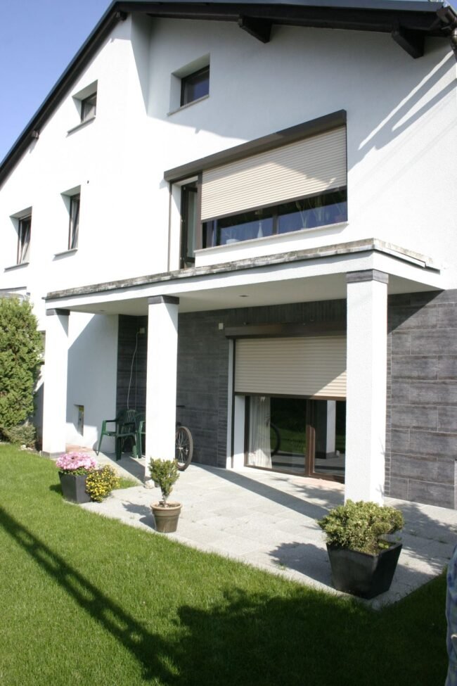 rulouri exterioare proiect casa 1
